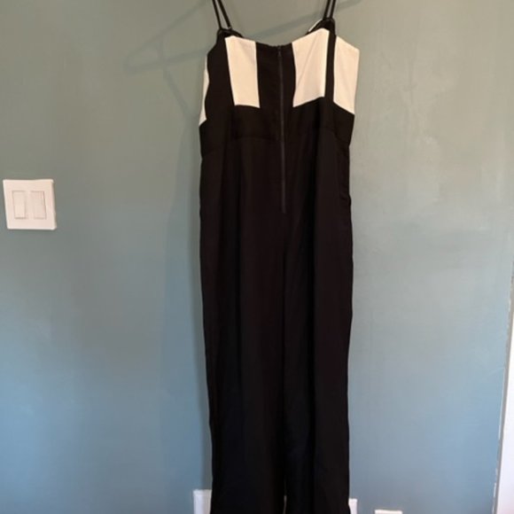 Bardot jumpsuit with bow and cutout - Picture 2 of 3